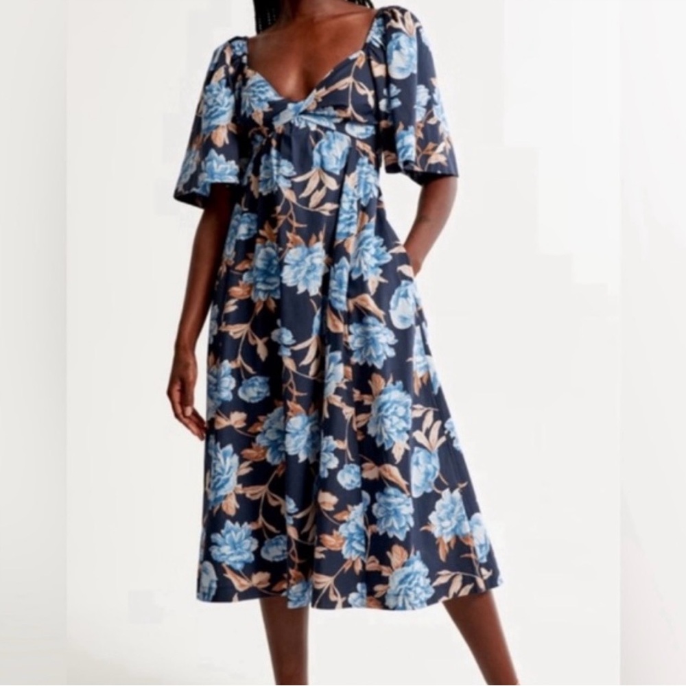 NWOT Abercrombie & Fitch Navy Blue Floral Angel Sleeve Twist Front Midi Dress